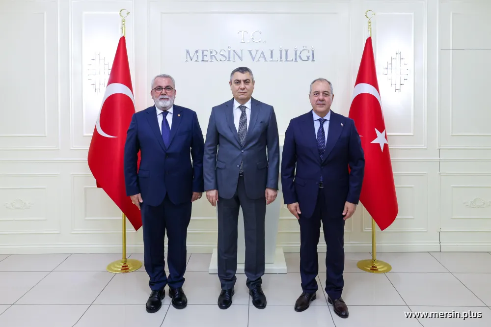 Mersin Valisi Atilla Toros, Kubilay Hıdıroğlu ve Heyetini Makamında Ağırladı   