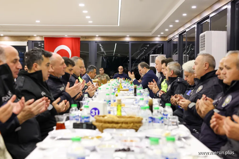Bozyazı Sahur Programı’nda Vali Atilla Toros’tan Birlik Ve Dayanışma Mesajı