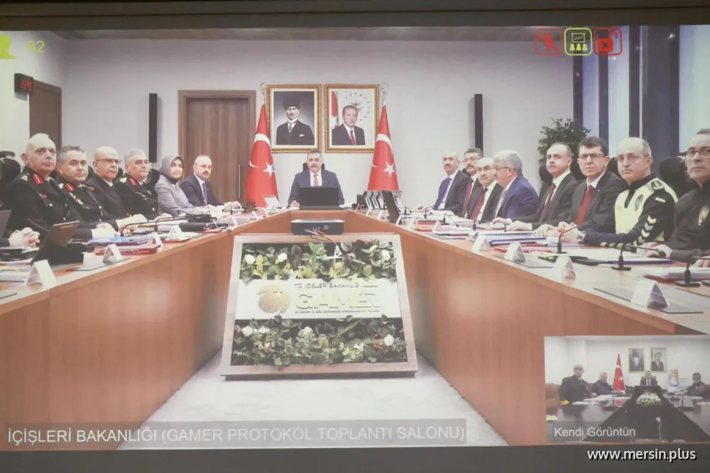 Mersin Valisi Atilla Toros Bayram Güvenliği İçin VKS Toplantısında
