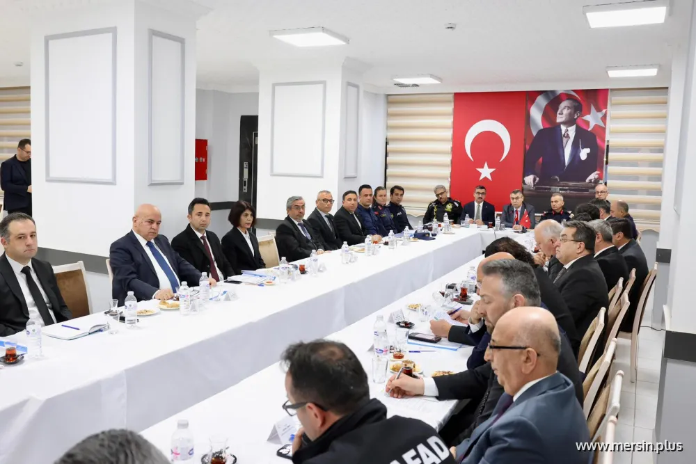 Vali Atilla Toros Aydıncık İlçesinde Kamu Hizmetlerini Masaya Yatırdı