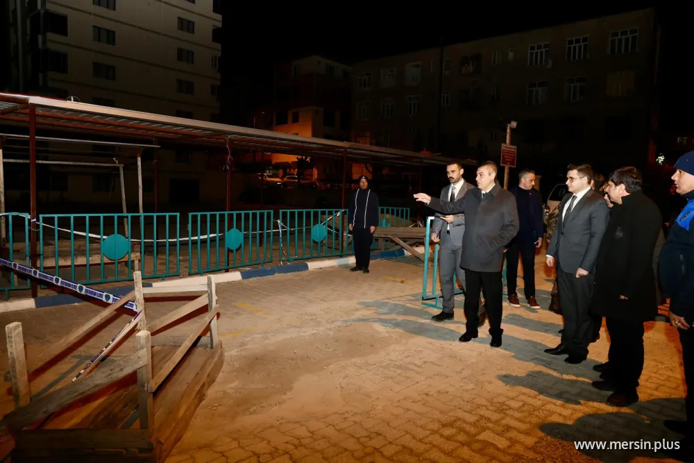 Vali Atilla Toros, Gülnar Saray Mahallesi Çöküntü Alanında İnceleme Yaptı