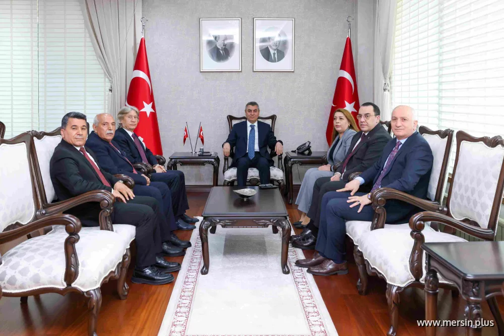 Mersin’de Turizm Haftası Görüşmesi: MERTİD Heyeti Vali Atilla Toros ile Buluştu