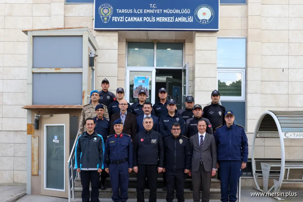Vali Atilla Toros, Tarsus Fevzi Çakmak Polis Merkezi’nde Personelle Buluştu