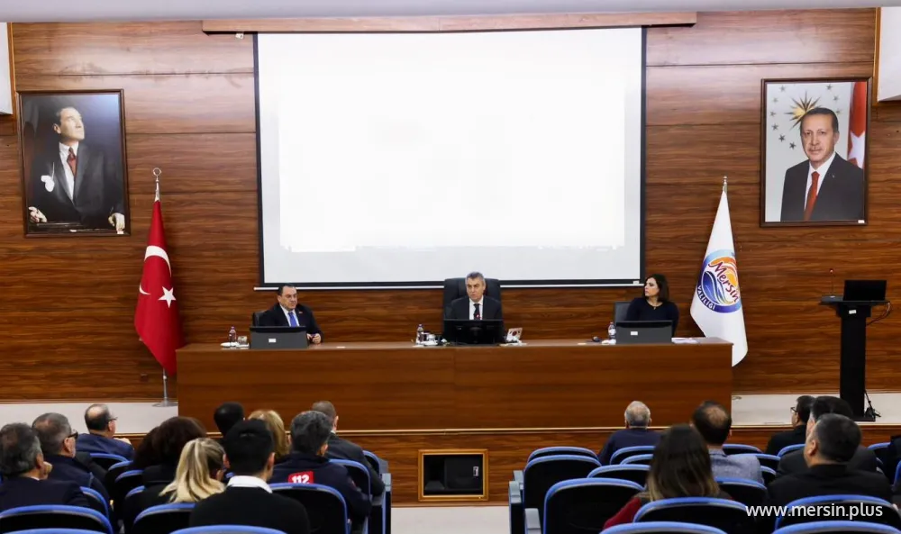 VALİMİZ SAYIN ATİLLA TOROS BAŞKANLIĞINDA, PERFORMANS DEĞERLENDİRME VE İZLEME SİSTEMİ (PERDİS) TOPLANTISI GERÇEKLEŞTİRİLDİ