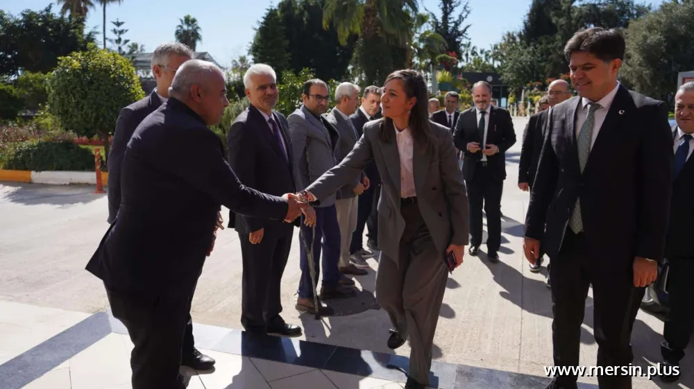 Mersin’de Okul Yapım ve Güçlendirme Projeleri Değerlendirildi: Aynur Gökalp Durna’dan Önemli Mesajlar