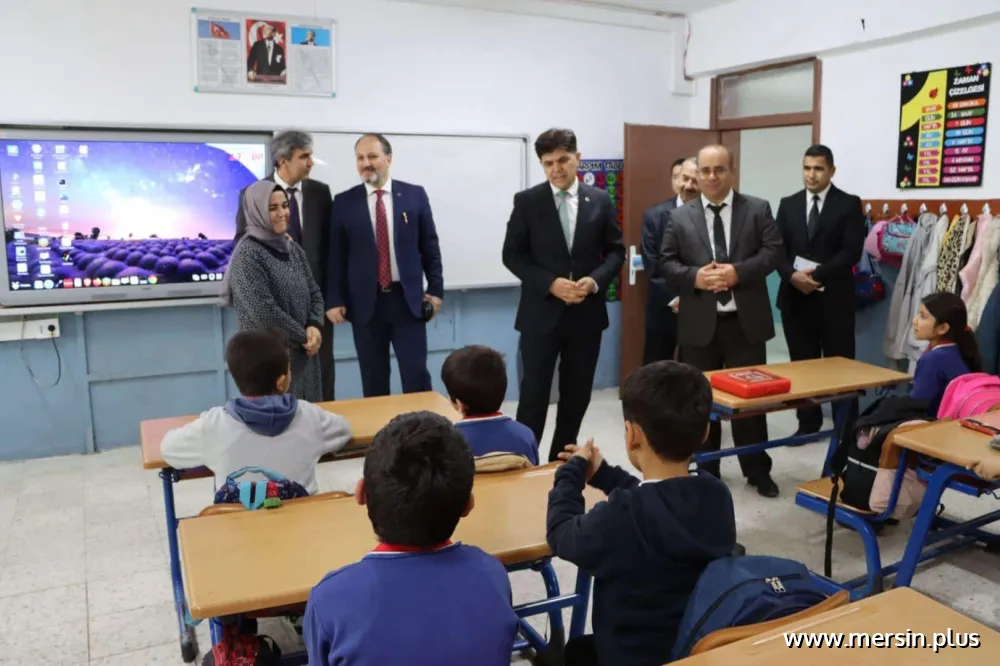 Muhammed Özdemirci’den Rüştü Kazım Yücelen İlkokulu ve Ortaokulu’na Ziyaret