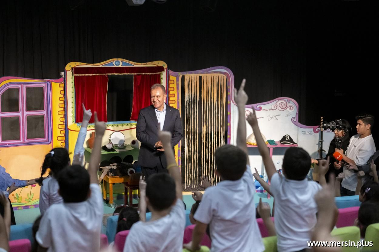 Mersin Şehir Tiyatrosu’ndan 27 Mart’a Özel Büyük Başarı: 27 Bin Seyirciye Ulaşıldı