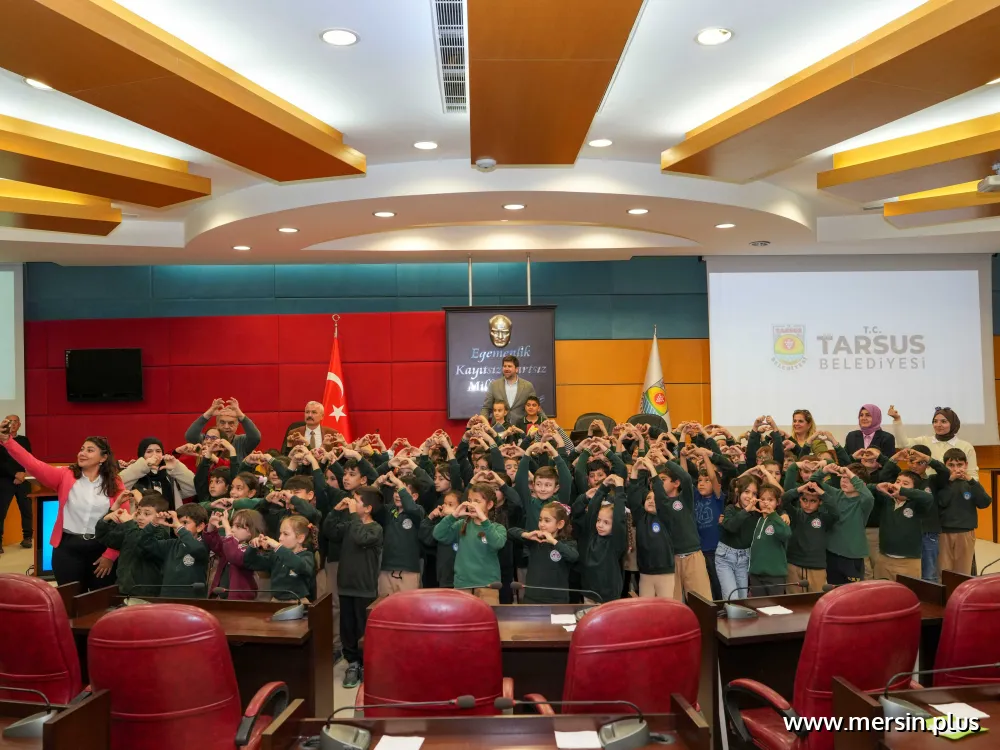 Minik Öğrenciler Tarsus Belediyesi’nde Yerel Yönetimi Öğrendi