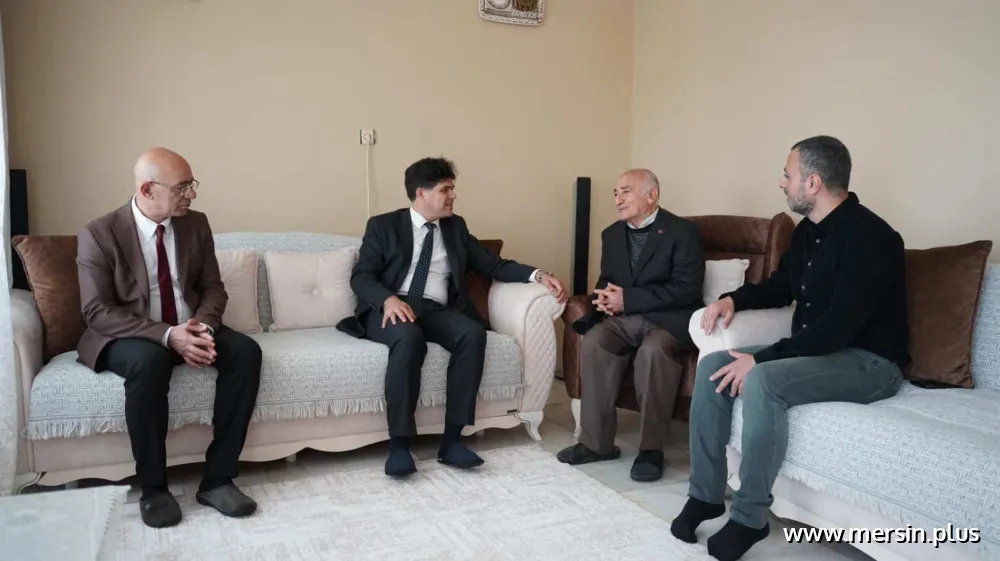 Şehit Emrah Şahin’in Ailesine Ziyaret: Özdemirci’den Duygusal Mesaj