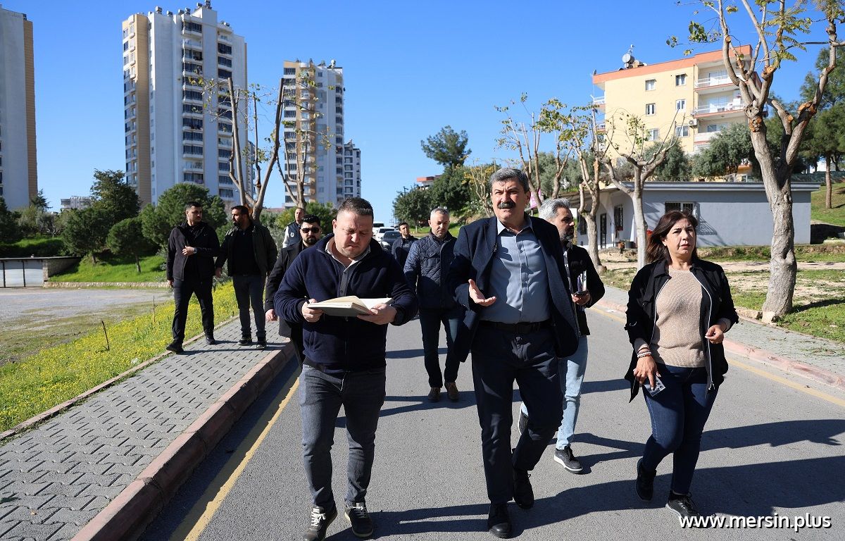 Toroslar’da İşgal Edilen Park Alanları Yeniden Düzenleniyor