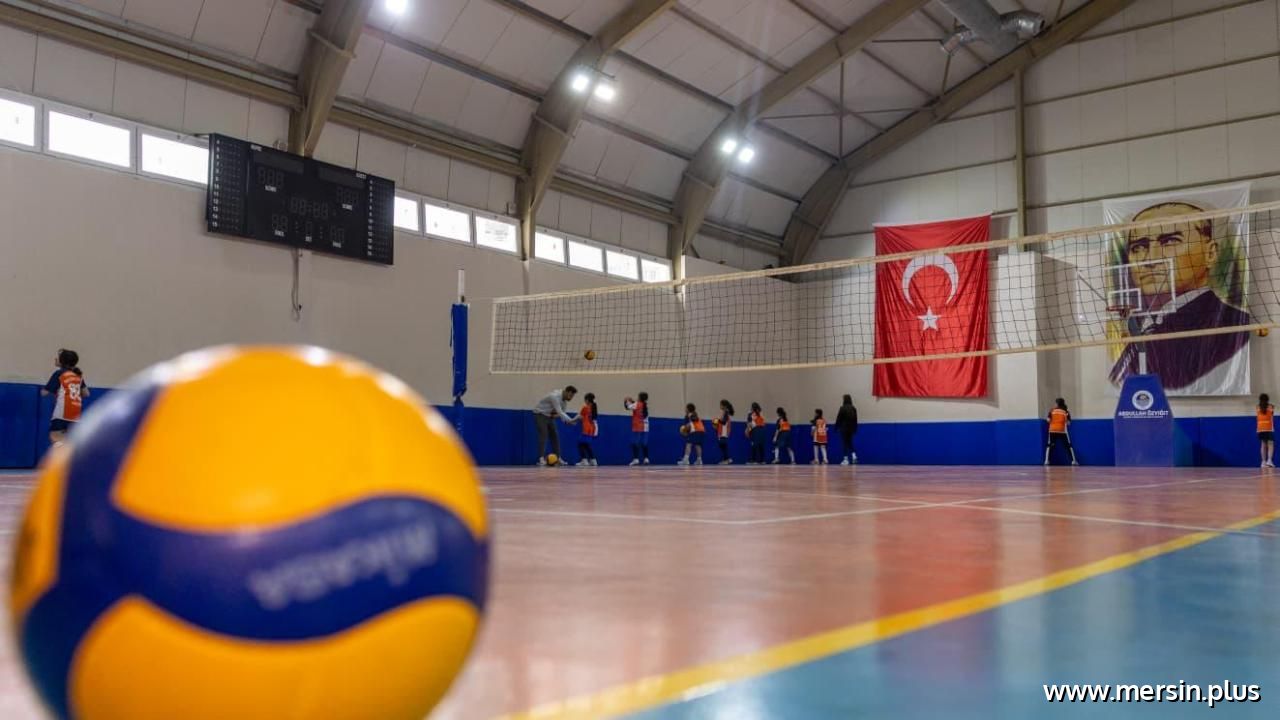 Yenişehir Belediyesi Spor Kurslarıyla Yüzlerce Kişiye Ulaştı