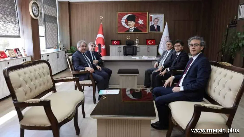 Ali Murat Kayhan ve Cabbar Aksoy İl Milli Eğitim Müdürü Özdemirci ile Buluştu