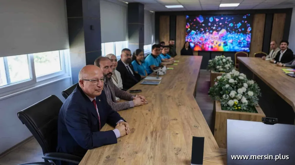 İl Milli Eğitim Müdürü Muhammed Özdemirci Başarılı Öğrencilerle Bir Araya Geldi