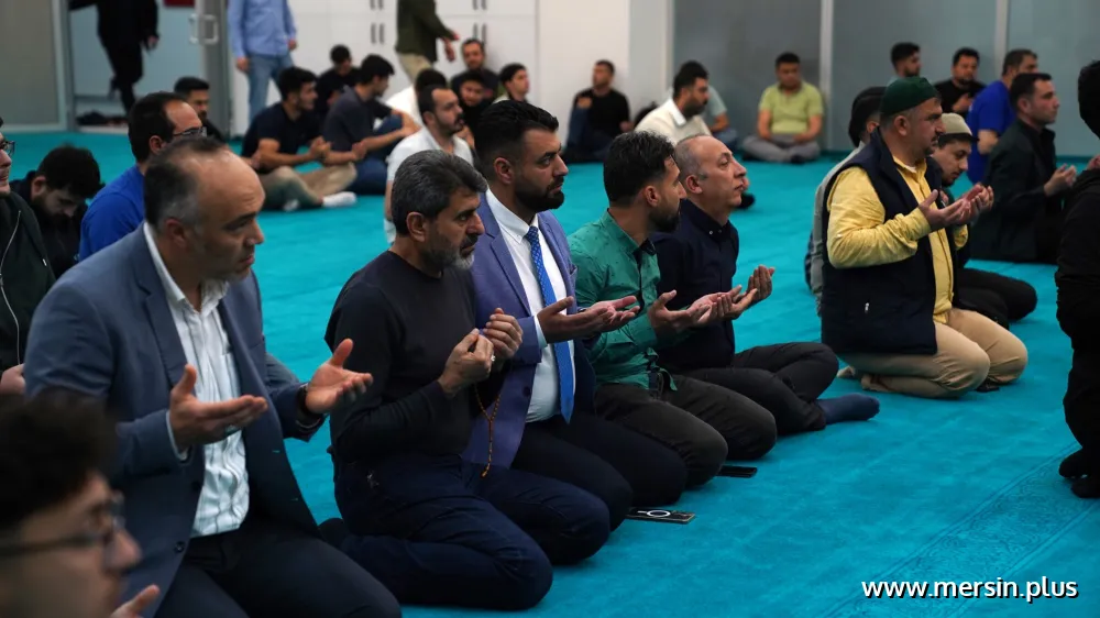 Prof. Dr. Erdal Baykan Camii’nde Duygusal Anma: Üniversite Mensupları Unutulmadı