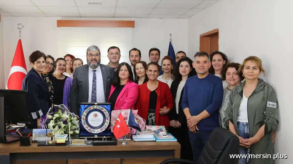 Sağlık Bilimleri Fakültemizde Dekanlık Devir Teslim Töreni Gerçekleştirildi