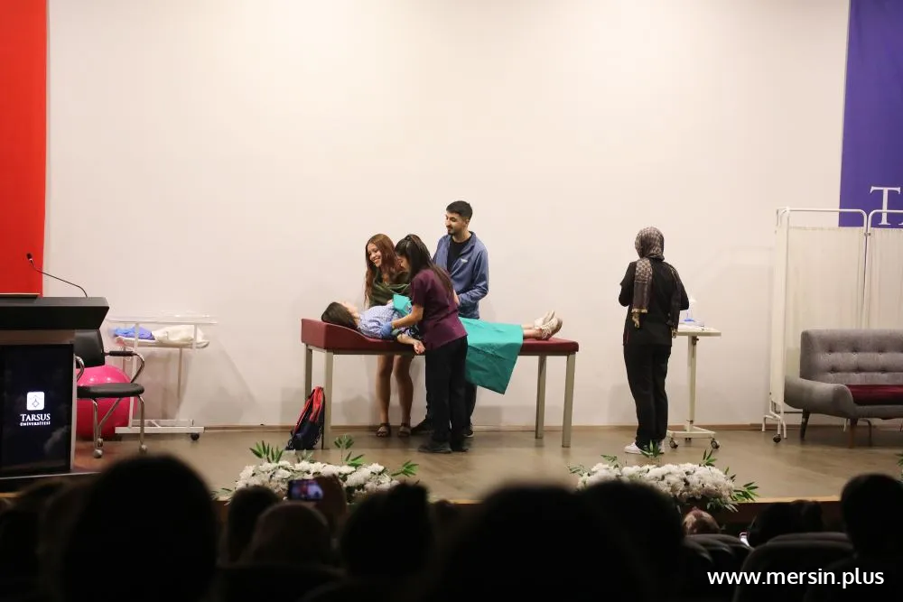 Tarsus Üniversitesi’nde MidFest’26 Coşkusu: Ebelik Haftasına Özel Etkinlik