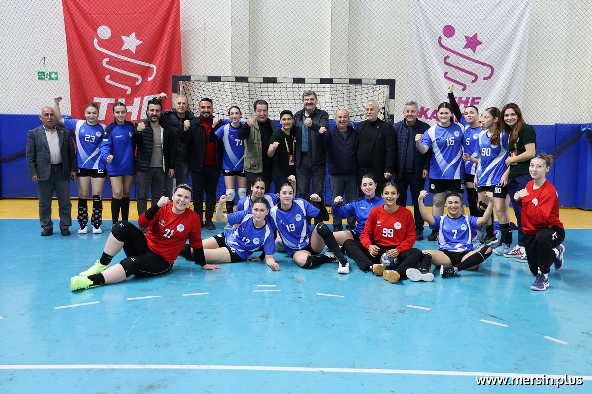 Toroslar Belediyesi Kadın Hentbol Takımı 1. Lig Yolunda