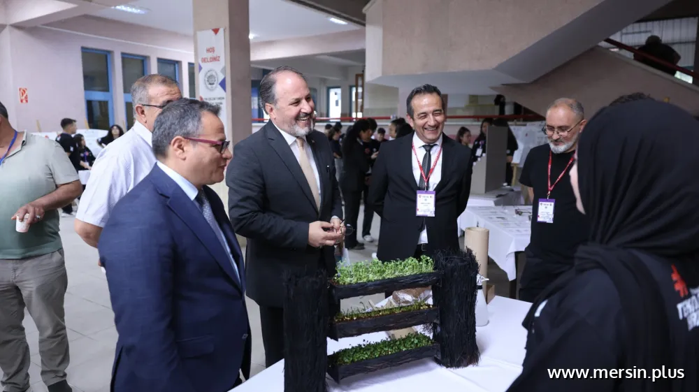 Mersin’de TÜBİTAK 4006 Bilim Fuarı Açıldı: Öğrencilerden Dikkat Çeken Projeler