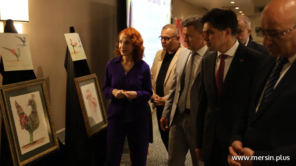 Mersin’de “Atıktan Kâğıda Kâğıttan Sanata” Sergisine Yoğun İlgi