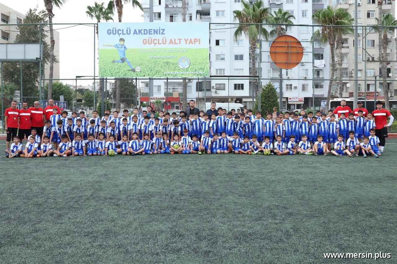 Akdeniz’de Geleceğin Sporcuları Yetiştiriliyor