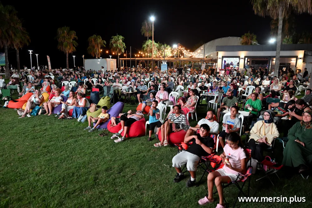 Kültür Park'ta Açık Hava Sinema Günleri Başladı