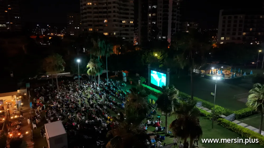Kültür Park’ta Açık Hava Sineması Çocuklara Unutulmaz Bir Gece Yaşattı
