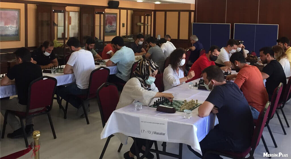 Mersin Barosu Geleneksel Satranç Turnuvası Gerçekleştirildi