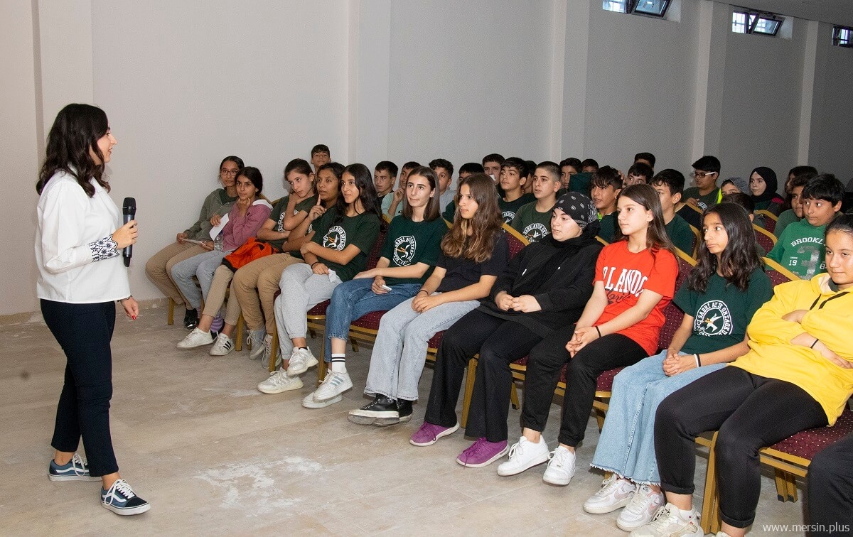 Büyükşehir’den LGS Öğrencilerine Ücretsiz Rehberlik Hizmeti