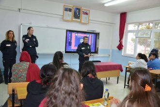 Camliyayla Kasim Ekenler Cok Programli Anadolu Lisesi Ogrencilerine Polislik Meslegi Anlatildi