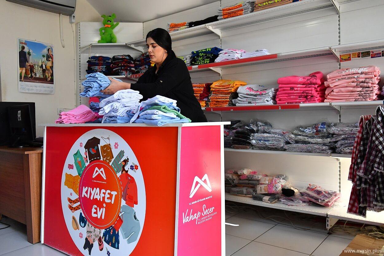Mesleki Eğitim Merkezi ‘Dikiş Kursu’nda kadınlar hem dikiş öğreniyor hem de sosyalleşiyor
