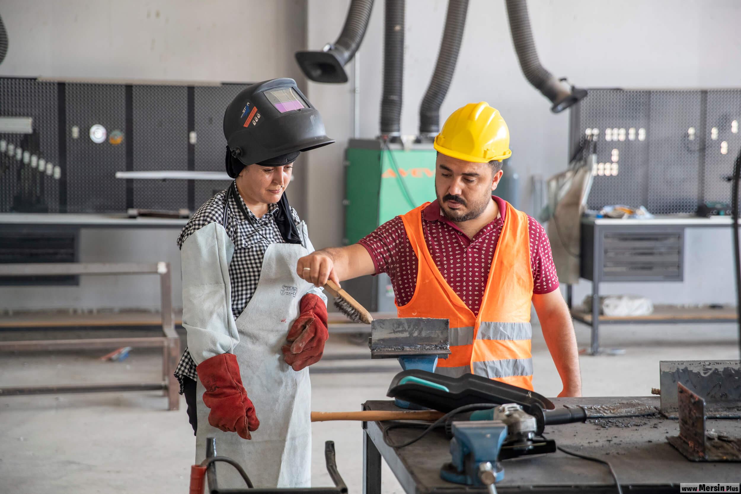 MBB’den, ‘Erkek İşi’ Sanılan İşlerde Kadınları ‘Usta’ Yapan Proje: Kadın Kaynakçılar