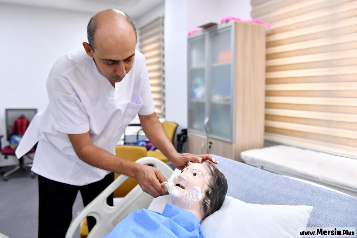 Mersin Büyükşehir’in Mercek Kursları İle Kursiyerler, Geleceğe Daha Güvenle Bakıyor