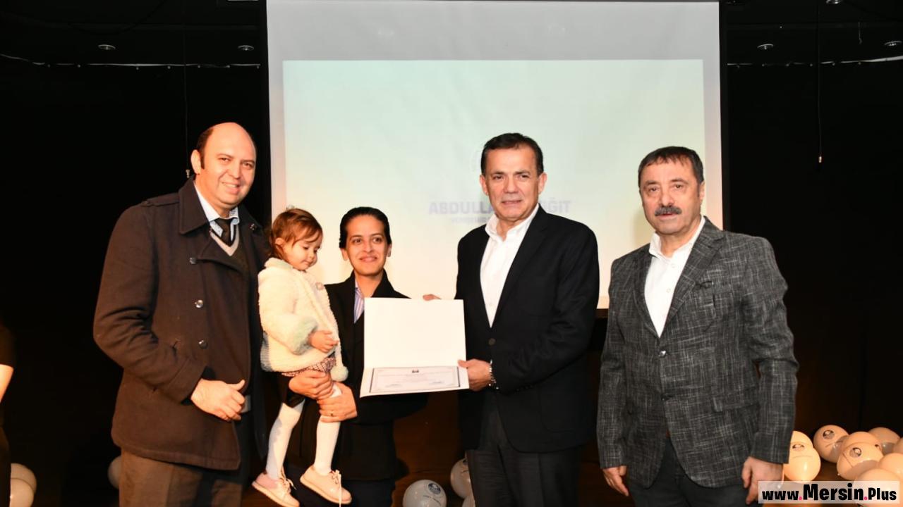 Yenişehir Belediyesinin Eğitimlerinden Yüzlerce Anne Ve Baba Yararlandı