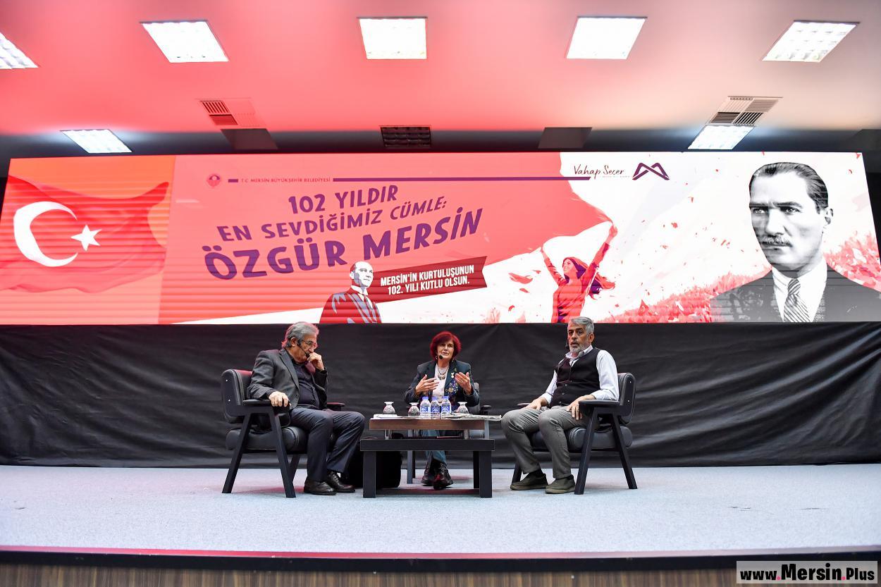 Mersin’in Kurtuluş Coşkusunu Sokaklardan Salonlara Taşıdı