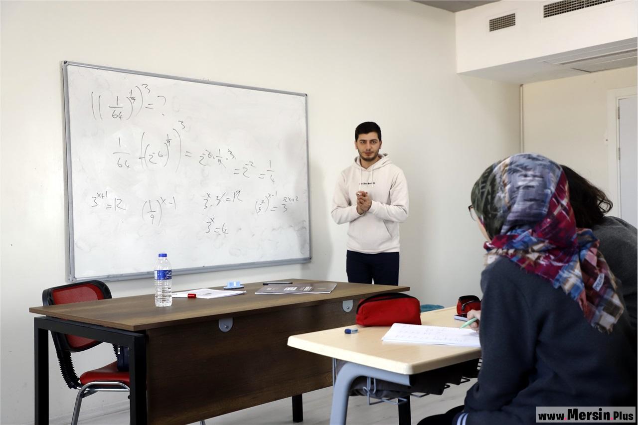 Üniversiteyi Kazanmanın Adresi ''Akdeniz Belediyesi Etüt Merkezi''