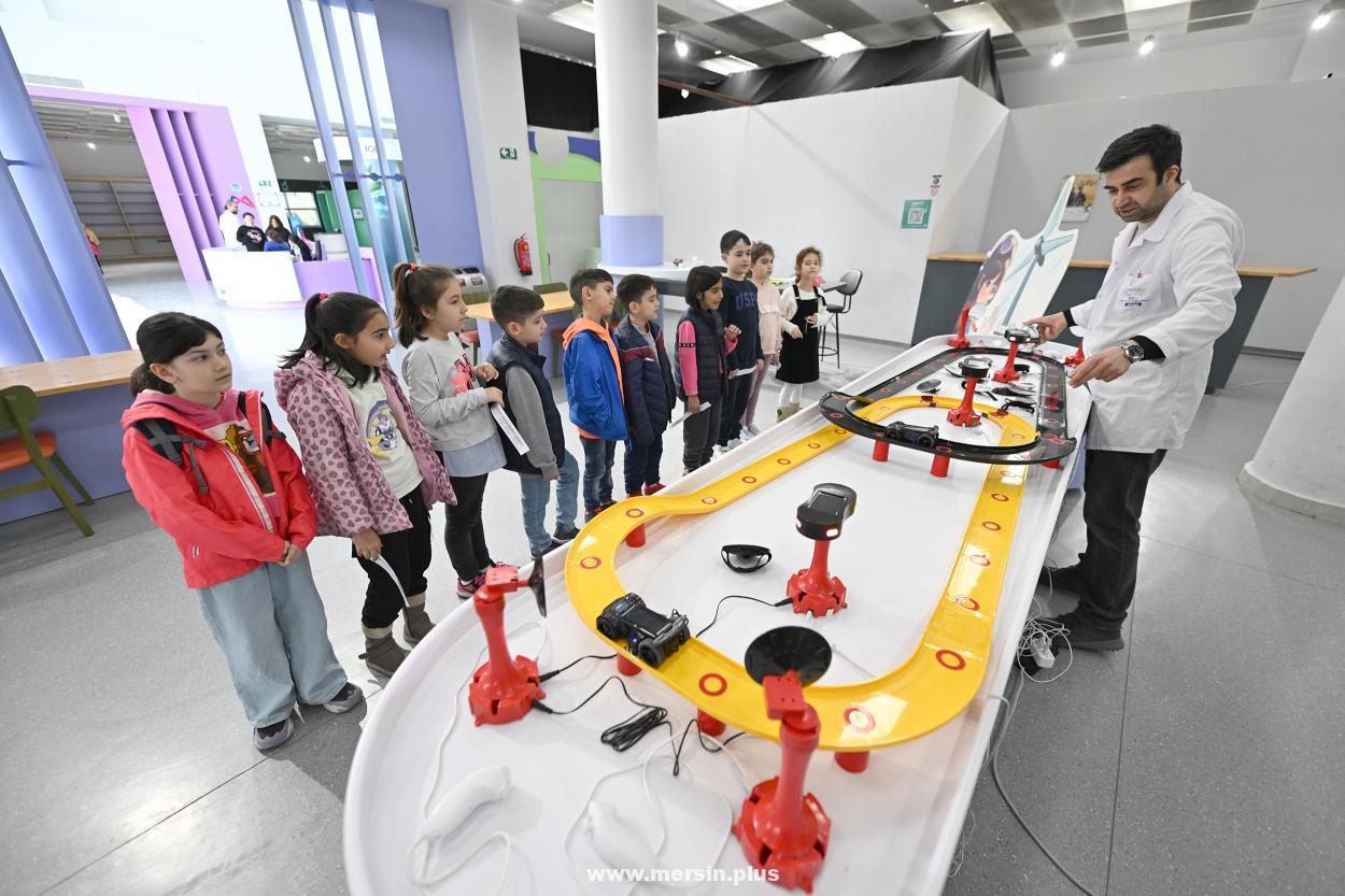 Mercan 100. Yıl İklim ve Çevre Bilim Merkezi’nde ‘Kış Okulu’ Başladı