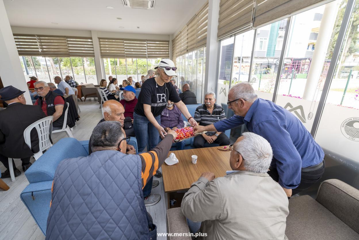 Bayram Sevinci Mersin Büyükşehir Emekli Evlerinde