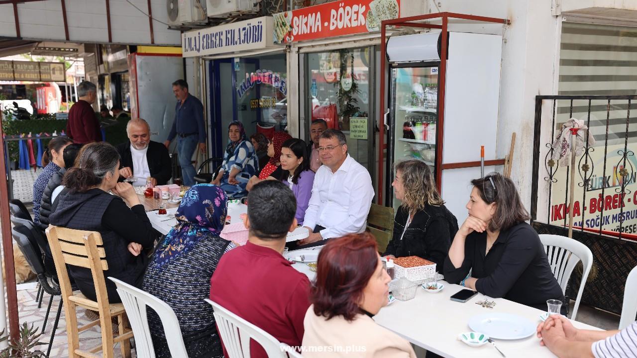 Başkan Turgut, Esnaf ile Kahvaltı Buluşması Gerçekleştirdi