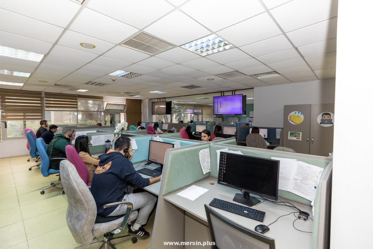 Mersinliler, Büyükşehir'in Teksin İletişim Merkezi İle Konuşuyor
