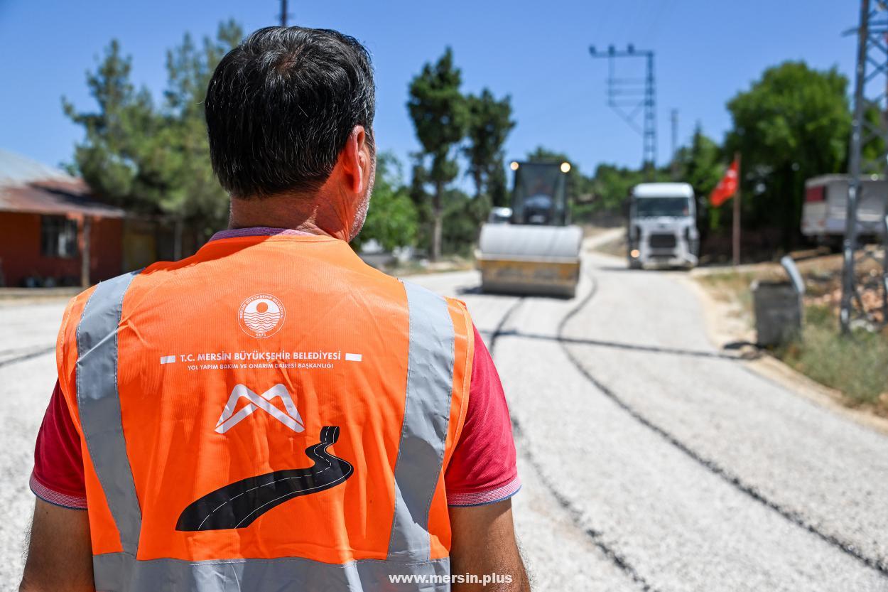 Büyükşehir’den Erdemli’de Yol Konforu