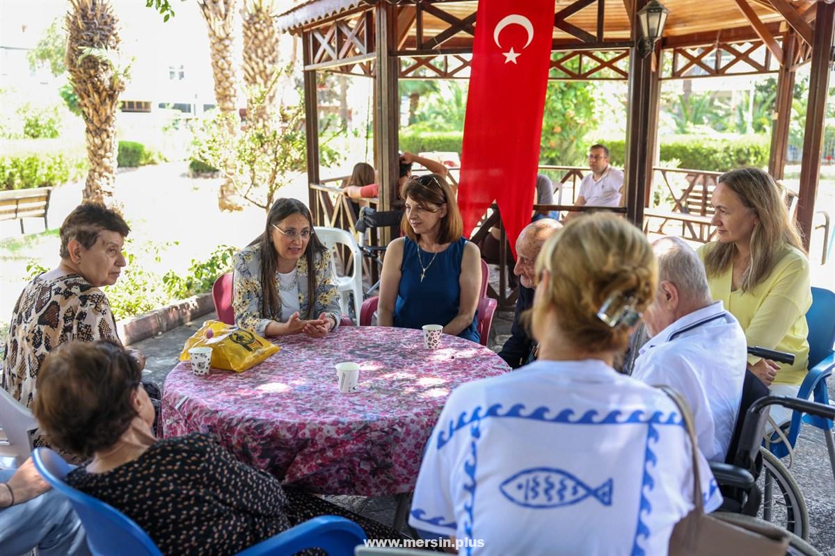 Dudu İrem Toros Hanımefendi, Toroslar Huzurevi Sakinlerinin Bayramını Kutladı