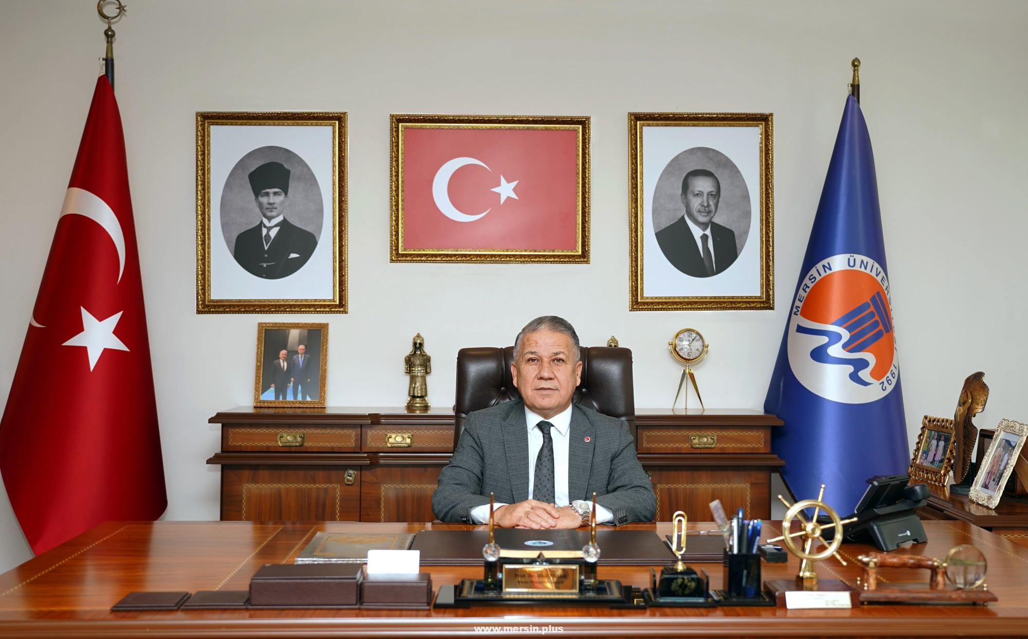 Üniversitemiz, Önde Gelen Küresel Sıralamalarda Yer Alarak Uluslararası Başarısını Sürdürüyor