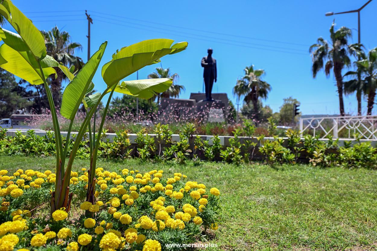 Mersin, Büyükşehir Belediyesi’nin Estetik Dokunuşlarıyla Daha Yaşanabilir Hale Geliyor