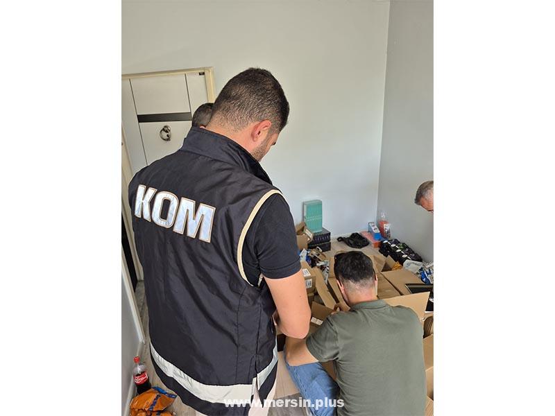 Mersin’de Kaçak Cep Telefonu Operasyonunda 12 Kişi Gözaltına Alındı