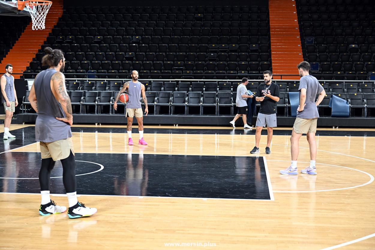 Mersin Spor Kulübü Basketbol Takımı 2025-2026 Sezonuna Hazırlıklarını Sürdürüyor