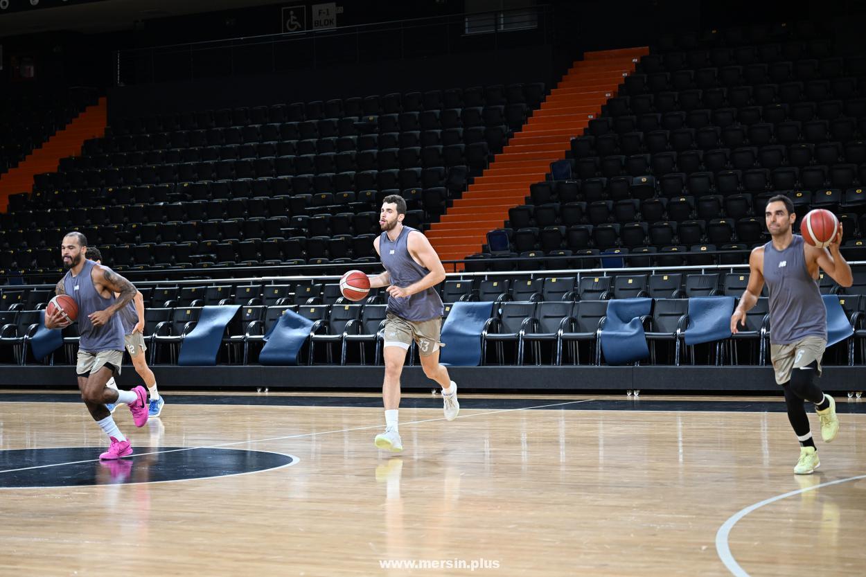 MSK Erkek Basketbol Takımı, İki Kulvarda Başarı Peşinde