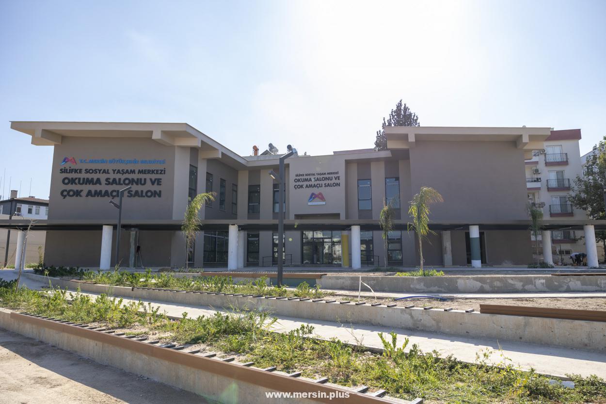 Silifke Sosyal Yaşam Merkezi Tamamlanıyor: Çocuk Kampüsü, Amfi Tiyatro ve Spor Alanı Bir Arada
