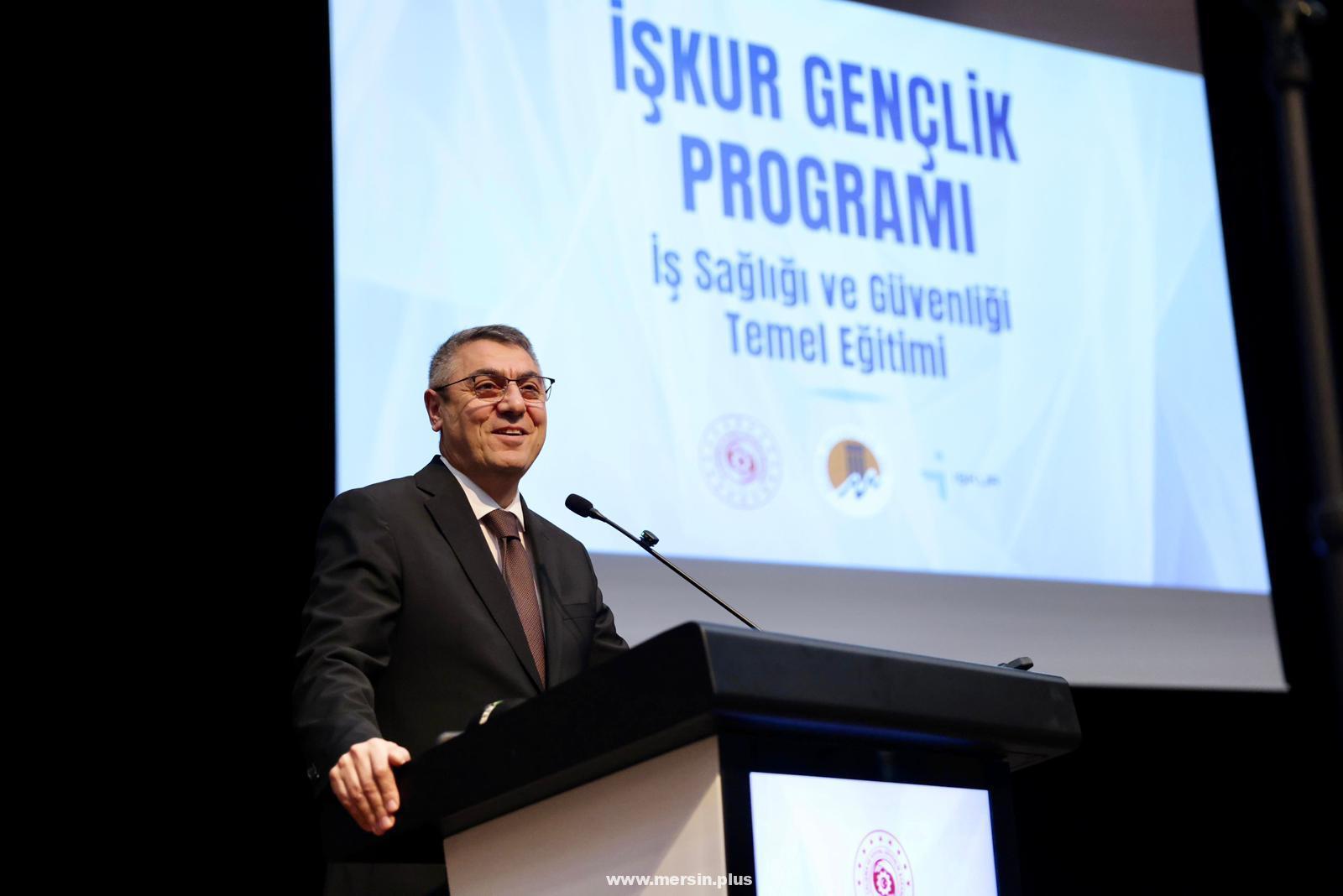 Gençlik Programı Mersin’de Açıldı: Vali Toros Kaynak Artışını Duyurdu