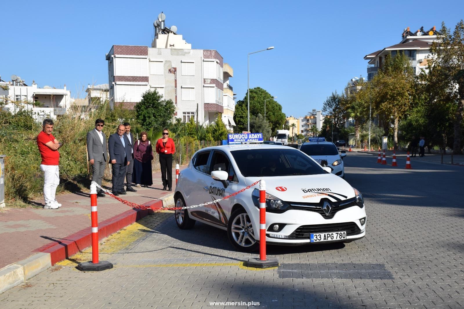 Anamur’da Eğitim Çalışmaları Yerinde İncelendi: Müdür Özdemirci İlçeyi Ziyaret Etti