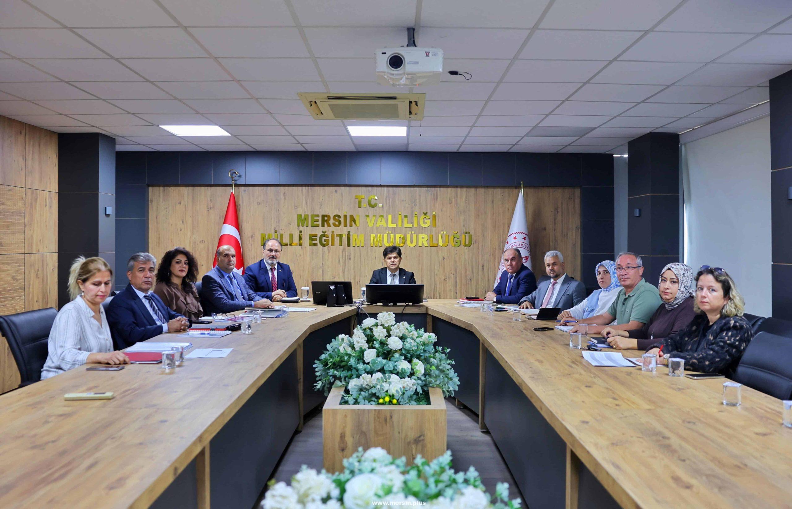 İl Millî Eğitim Müdürlüğünde Birim Değerlendirme ve Brifing Toplantısı Yapıldı